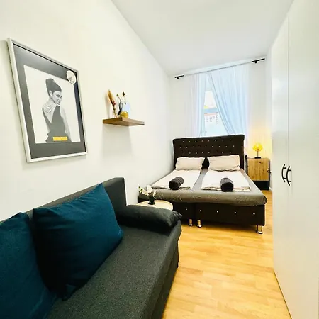 Apartament Comfy In A Shared Apt, 8min To Rathausplatz *