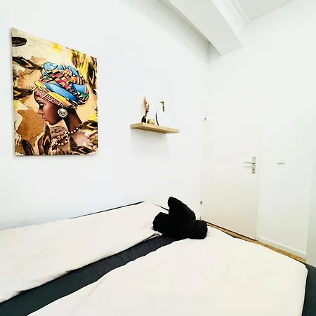 Comfy In A Shared Apt, 8min To Rathausplatz Apartment Vienna