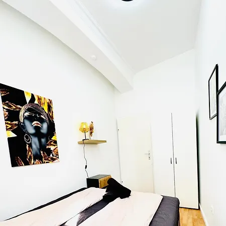 Comfy In A Shared Apt, 8min To Rathausplatz Apartamento *