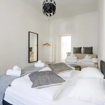 Grosszuegiges City-apartment Apartment