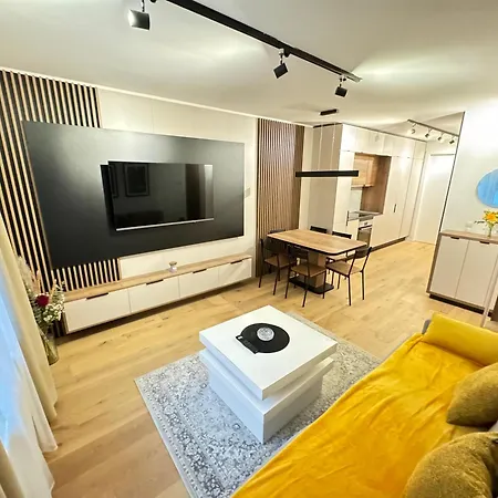 Apartment 4 - - Center