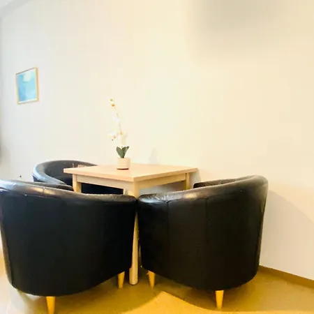 Affordable Central Rooms, 10-min To Lugner City * Vídeň