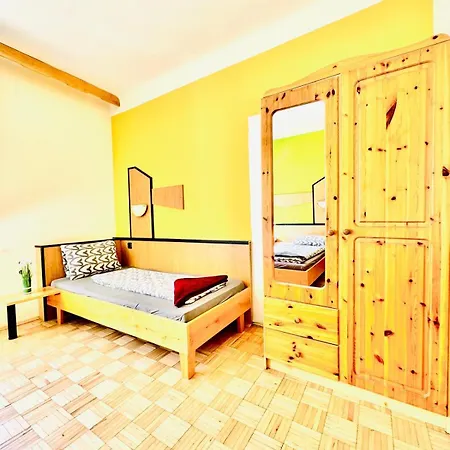 Apartmán Affordable Central Rooms, 10-min To Lugner City