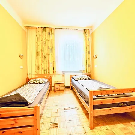 Affordable Central Rooms, 10-min To Lugner City * Vídeň