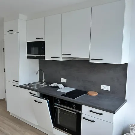 Asp Modern With Balcony & Free Parking