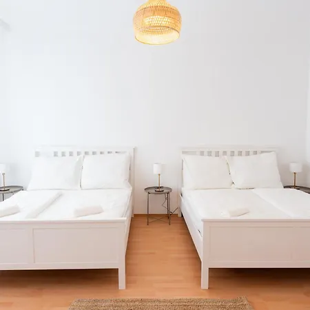 Apartment 1110