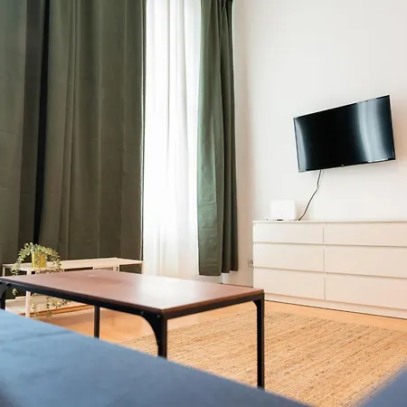 1110 Apartment