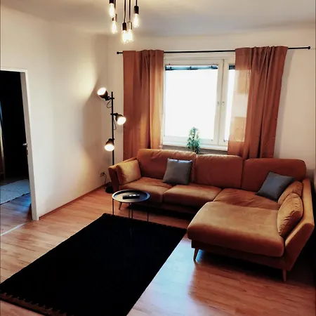 Apartment Metro-station To Opera 1 Min Away