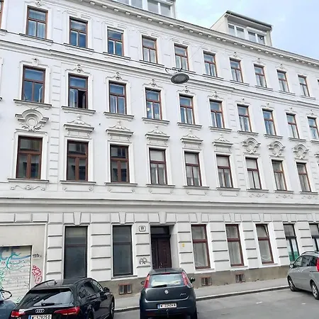 Helle Erdgeschosswohnung, Nahe Zentrum Und Schoenbrunn Apartment *