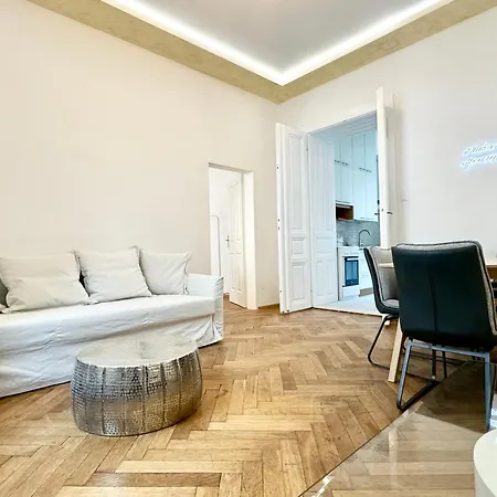 Apartment Luxury At Famous Kutschkermarkt *