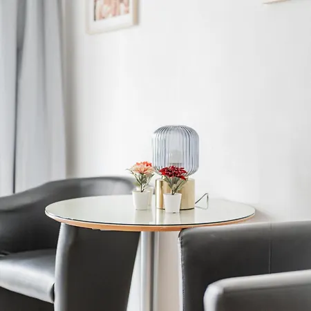 Studio Next To Karlskirche #17 Apartment