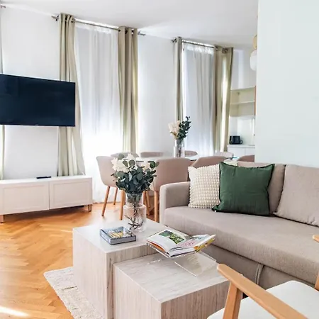 Apartment Apartment, Two Metro Stations To Hauptbahnhof *