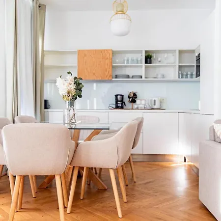 Apartment Apartment, Two Metro Stations To Hauptbahnhof
