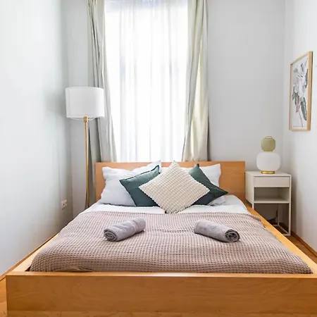 Apartment, Two Metro Stations To Hauptbahnhof Apartment Vienna