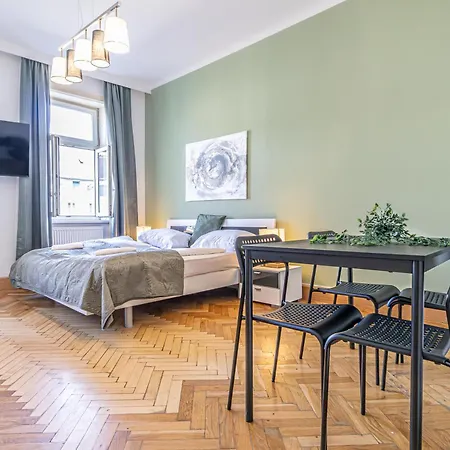Apartment Lovely Shared At Prime Location For Longstays Vienna