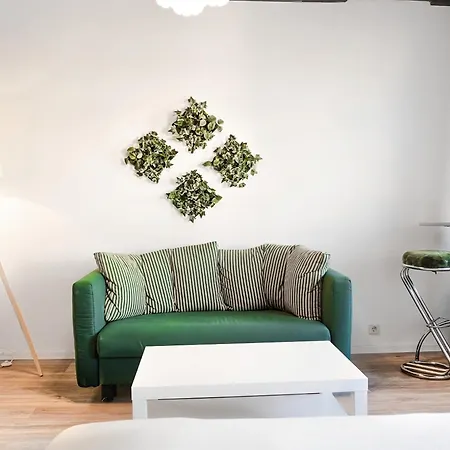 Private In Shared At Location For Longstays * Vienna
