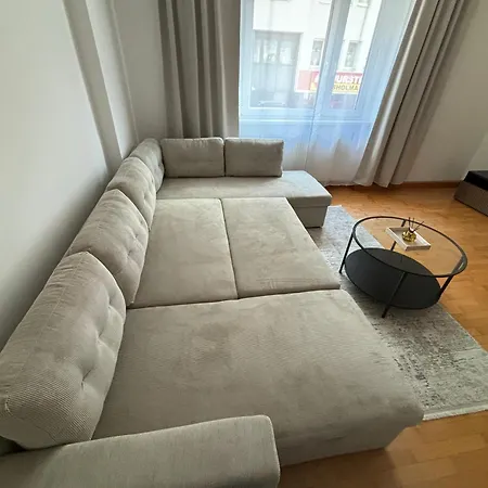 Cozy 2-bedroom Retreat Near Subway And Center Apartment Vienna