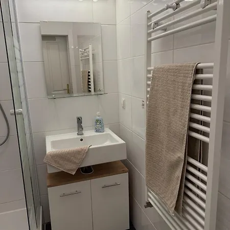 Appartement Modern, Zentral & Cosy Wohnen In Doebling, Dem Schoensten Wiens - Free Parking