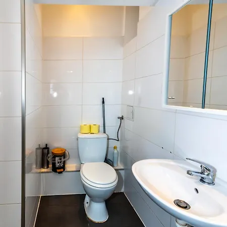 Family Studio- 7 Minutes To Schoenbrunn Palace Aparthotel