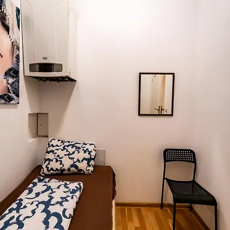 Aparthotel Family Studio- 7 Minutes To Schoenbrunn Palace