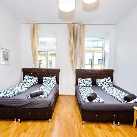 Aparthotel Family - 7 Minutes To Schoenbrunn Palace