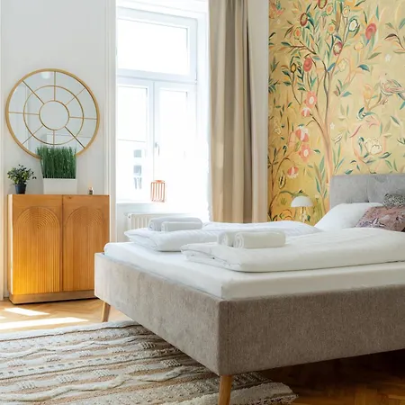 Apartment 4ty3 - Franz Josef Is Calling Wien