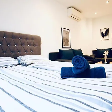 Apartment Comfy 4br With Terrace In Great Location Vienna