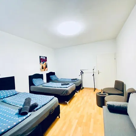Cozy 3br Shared For Groups, 10-min To Waehringer Park Apartment *