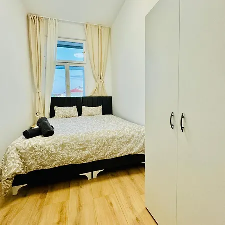 4br Shared With View Only 7- Min To Westbahnhof Apartment
