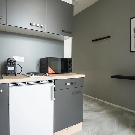 Homely 40m Apt, King-size Bed, Next To Downtown Vídeň