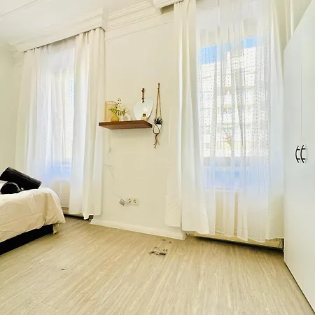 Spacious 4br For Up To 12p 10min To Fac Platz Apartment Vienna