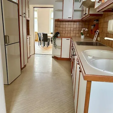 110 M2 Sunny & Central *