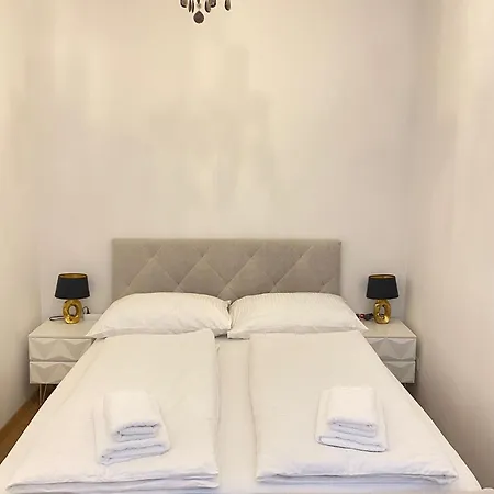 Apartament Joop Deluxe-free Garage,near Schoenbrunn Palace