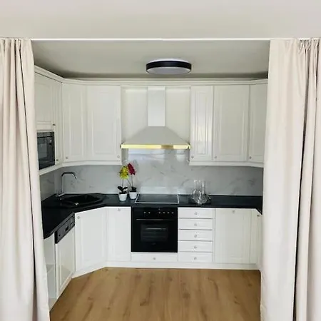 Apartment Holiday Place In City