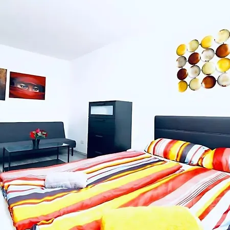 Central 4br Apt With Terrace, 10min Walk To Augarten *