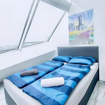 Central 4br Apt With Terrace, 10min Walk To Augarten Apartment *