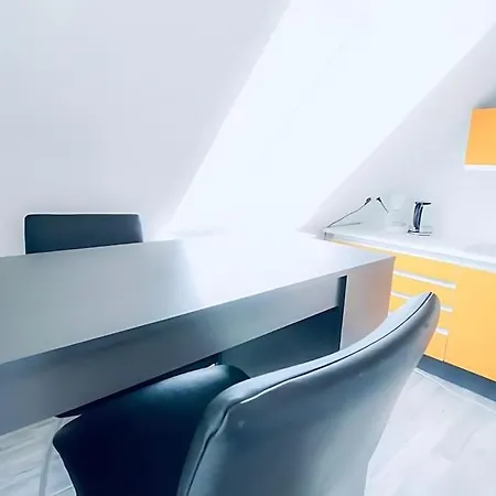 Central 4br Apt With Terrace, 10min Walk To Augarten Apartment