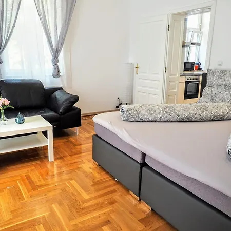 Apartment Schoenbrunn Palace Free Parking And 24h Check-in