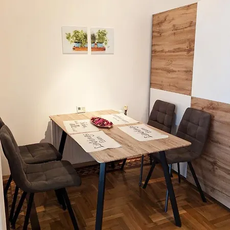 Schoenbrunn Palace Free Parking And 24h Check-in * Wien
