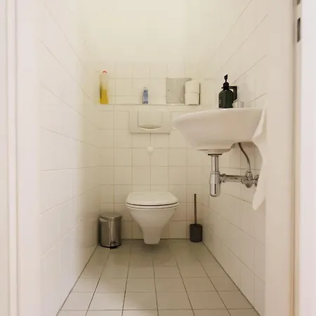 Cozy Family & Group - 15 Min To Center Apartment