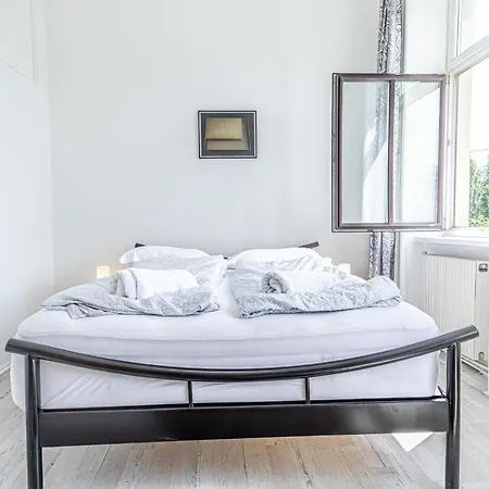 Garden Vibes 3br In Apartment *