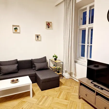 Vega - Schoenbrunn 2 Homestay Vienna
