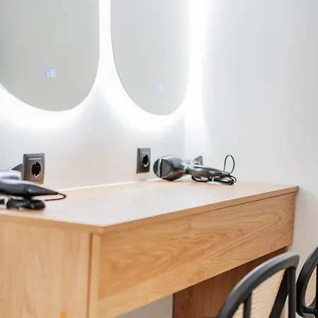 Rive By Home1 Hostel