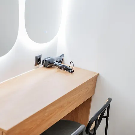 Rive By Home1 *