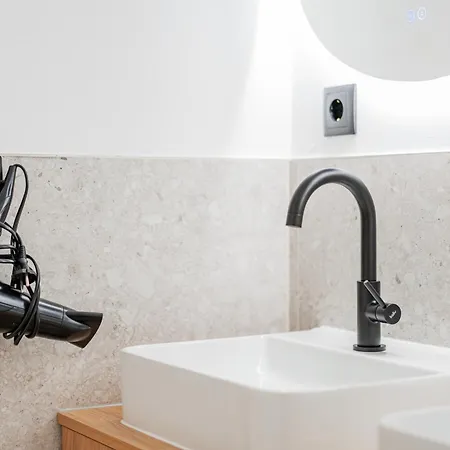 Rive By Home1