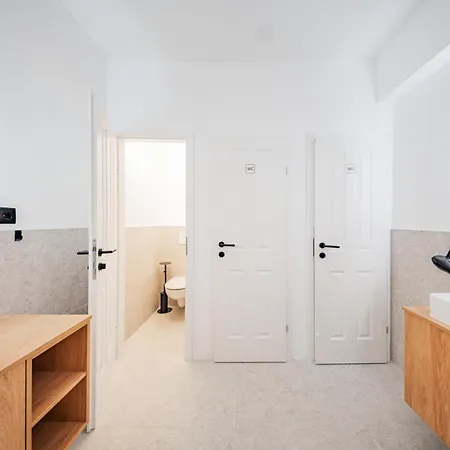 Rive By Home1 *