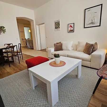 Palm Apartment