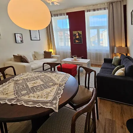 Palm Apartment Wien