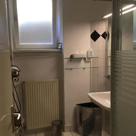 Apartment Mit Garagenplatz