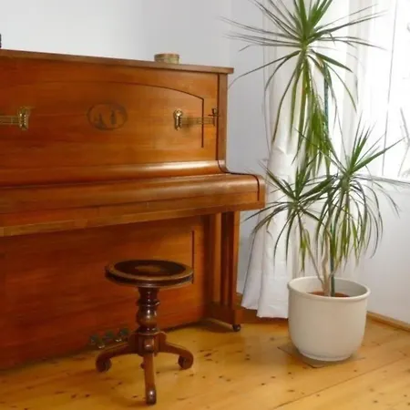 Apartment Mit Garagenplatz *